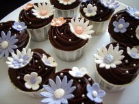 Αφράτα σοκολατένια cupcakes