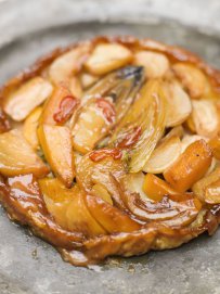 Roast vegetable tart