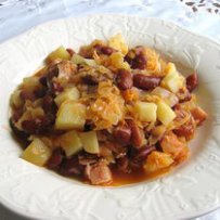 Jota, σούπα με χοιρινό κρέας & ξινολάχανο