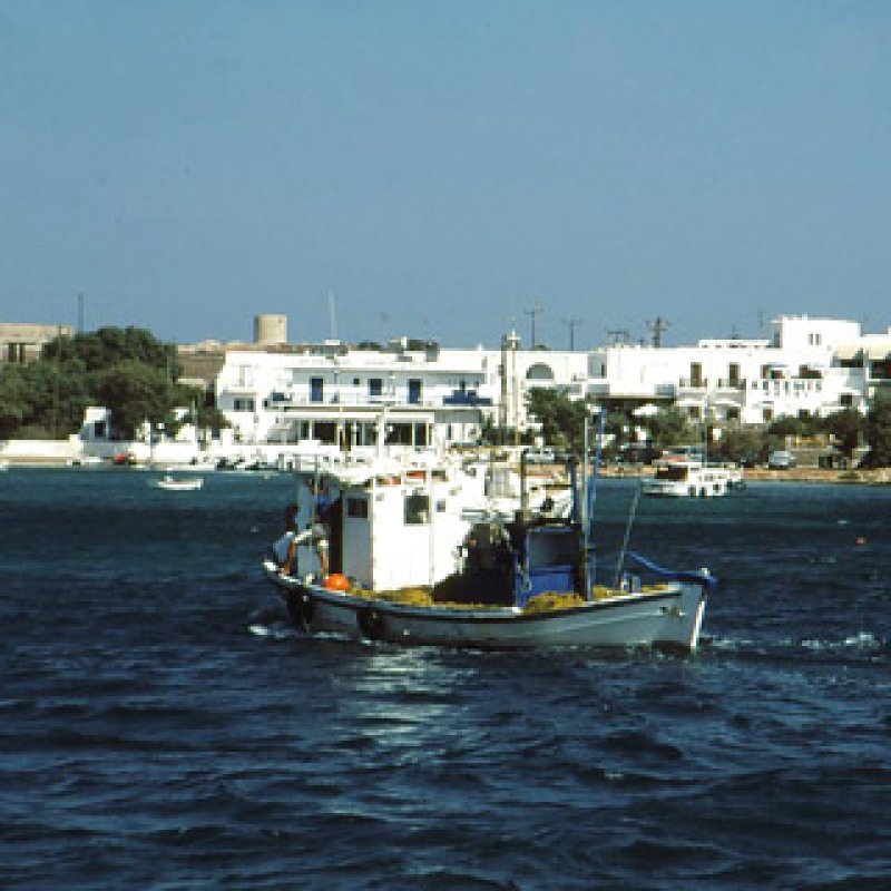 320 x 320: GREECE - CYCLADES - ANTIPAROS - FISHING BOAT