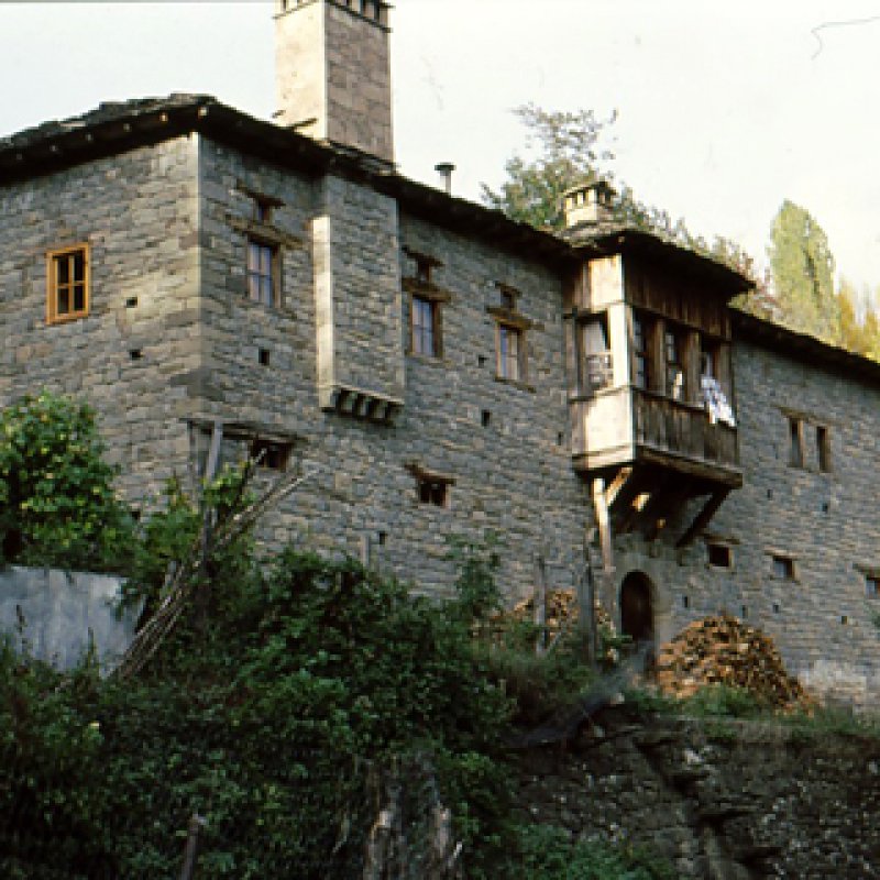 GREECE - EPIRUS - METSOVO - TRADITIONAL HOUSE