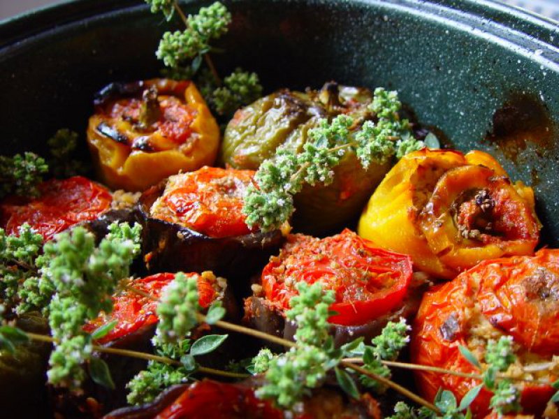 STUFFED TOMATOES AND PEPPERS (GEMISTA)