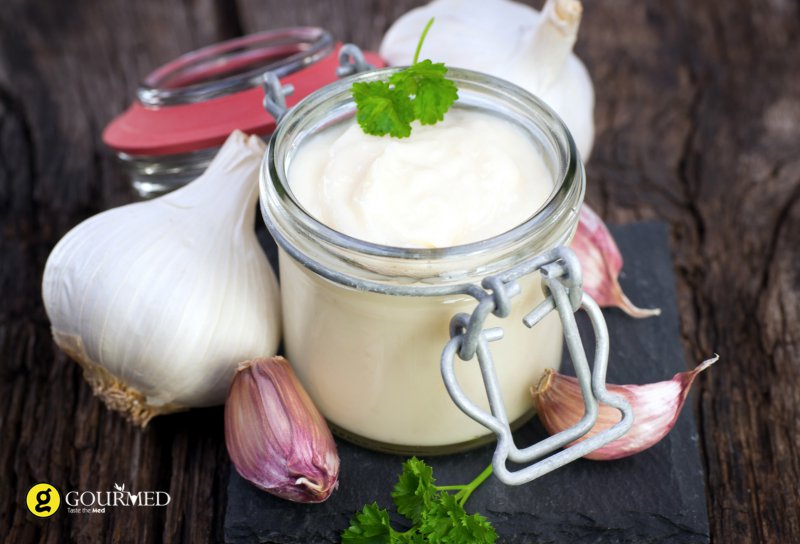 Aioli, ντιπ με σκόρδο και ελαιολαδο