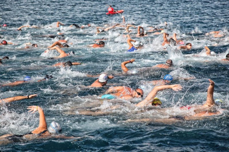 Spetses mini Marathon 2013 Run, Swim, ENJOY!