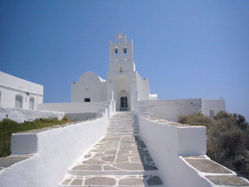 An American Girl’s First Panigiri ιn Sifnos