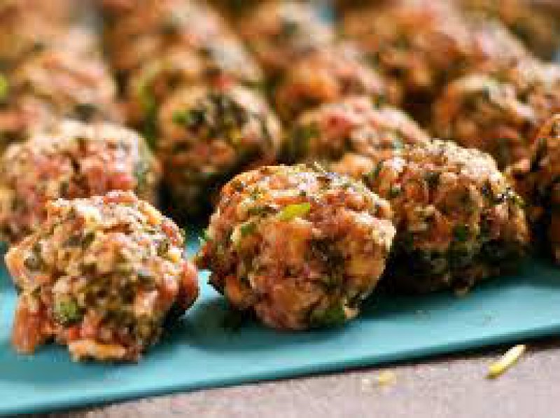 Algerian meetballs with rice and herbs