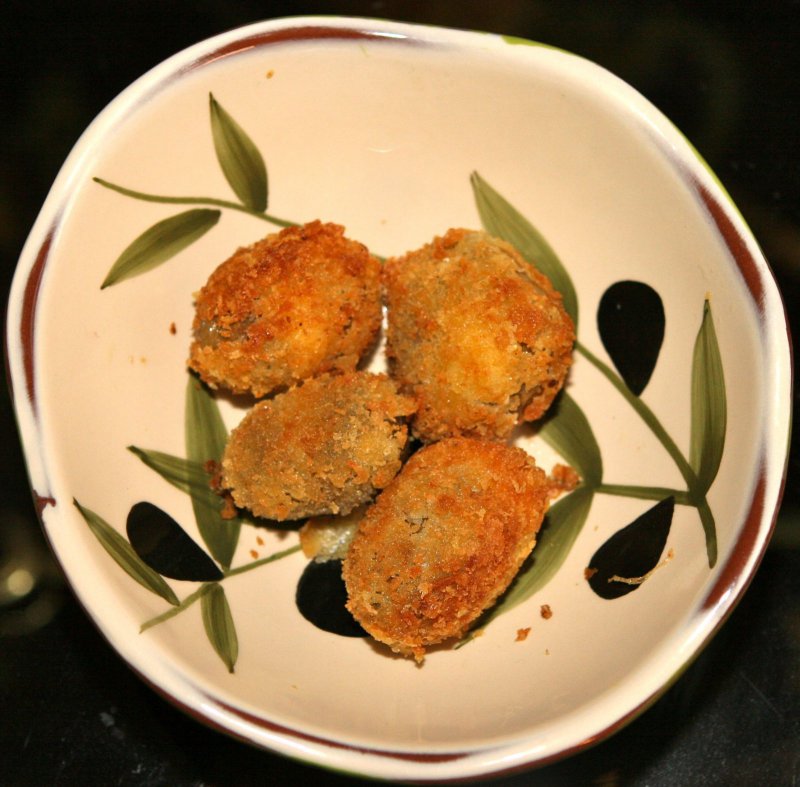 Herb-stuffed Breaded Jumbo Olives