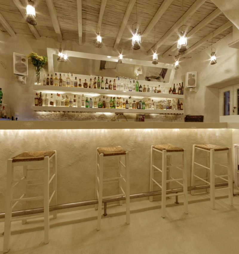 paros-comeback-bar-