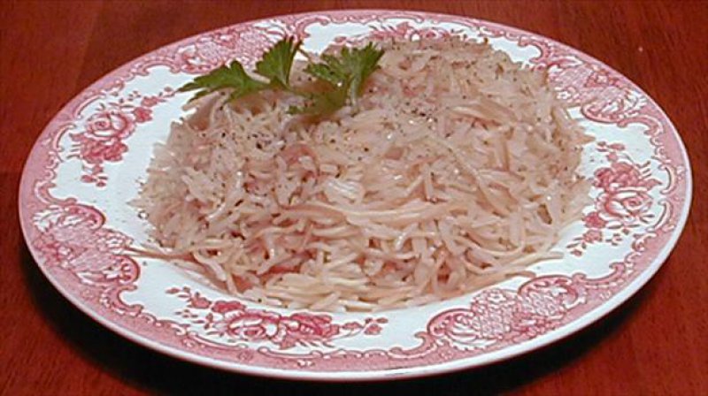 Armenian Rice with Noodles in Chicken Broth