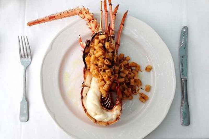Vinsanto-lobster- home made pasta with goat milk