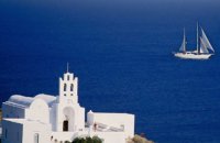 GREECE - CYCLADES - SIFNOS - CHURCH AND SAILING BOAT