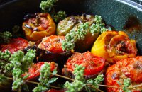 STUFFED TOMATOES AND PEPPERS (GEMISTA)