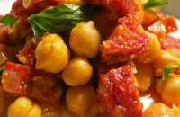 Chickpeas with Sausages and Peppers