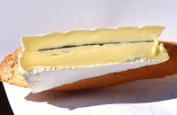 Brie με τρούφες