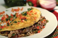 Omelet with Tapenade, Peppers & Tuna 