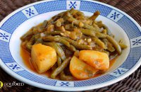 Green beans braised with tomato - Fassolakia ladera