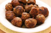 Little Meatballs Stuffed with Olives