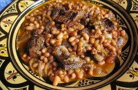 Lamb with Black-Eyed Beans 