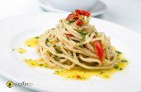 Olive and Garlic Spaghetti
