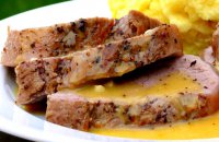 Pork Fillet with Mustard Sauce 