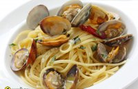 Spaghetti with clams