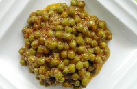 Fresh Peas Stewed with Tomatoes, Olive Oil and Dill