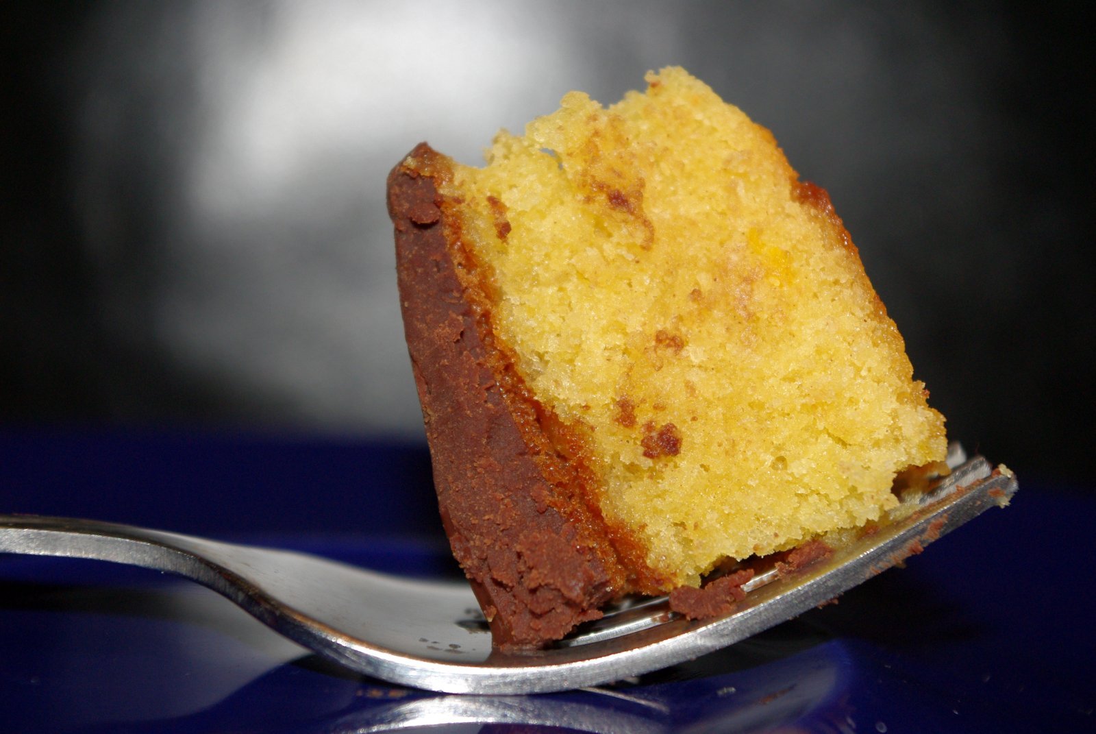 Almond Cake , icing sugar