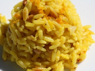 Lebanese Saffron Rice with Pine Nuts
