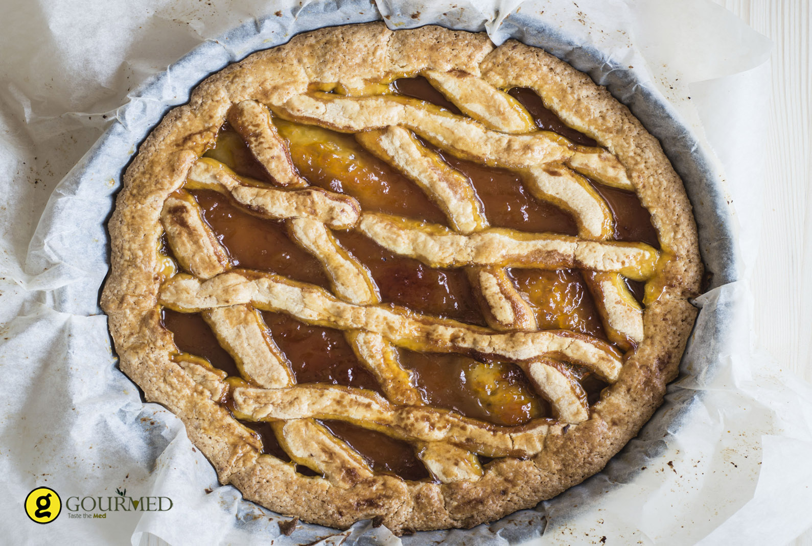Pasta Flora - Greek tart with apricot jam